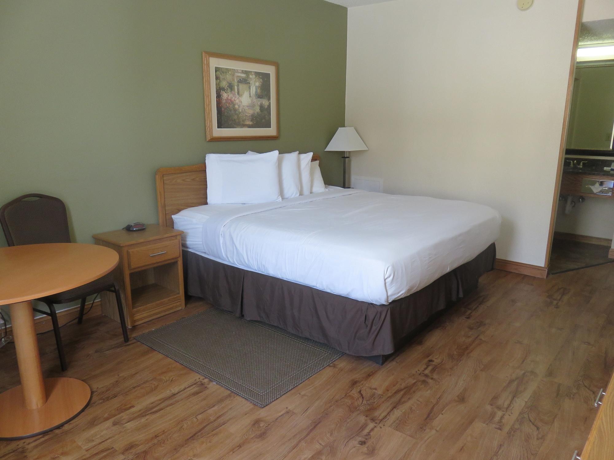 Baymont By Wyndham Fargo Hotel Eksteriør billede