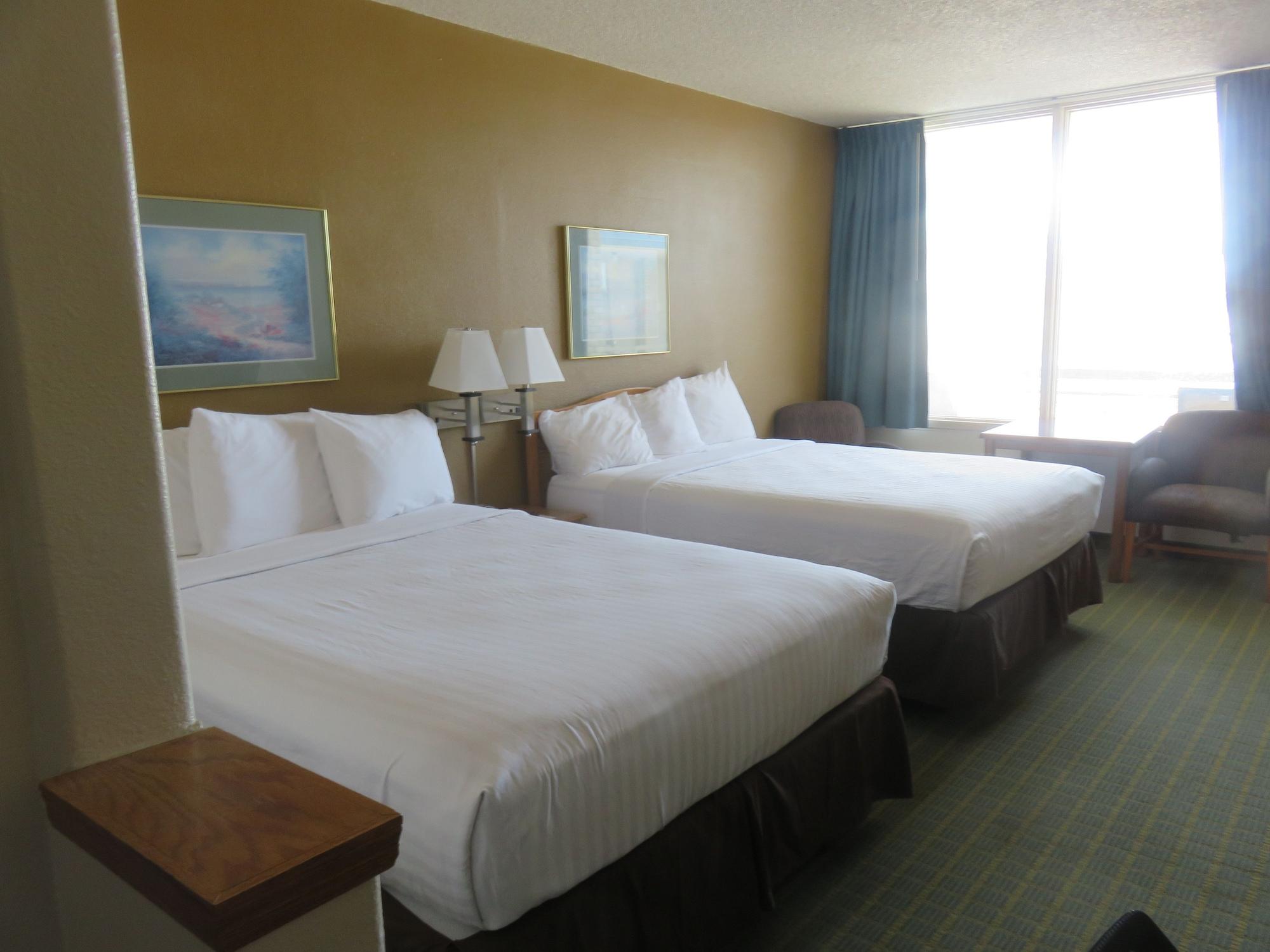 Baymont By Wyndham Fargo Hotel Eksteriør billede
