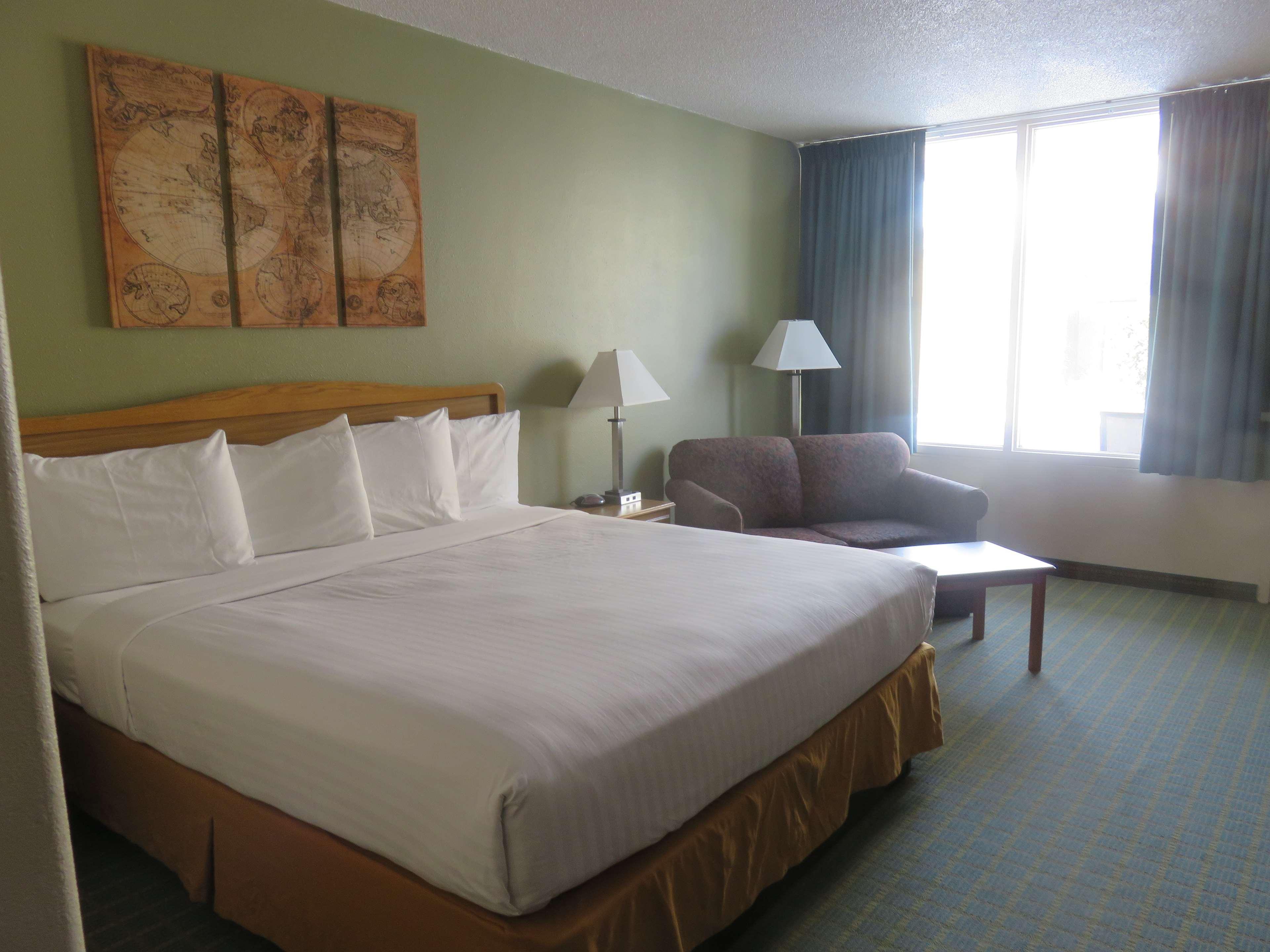 Baymont By Wyndham Fargo Hotel Eksteriør billede